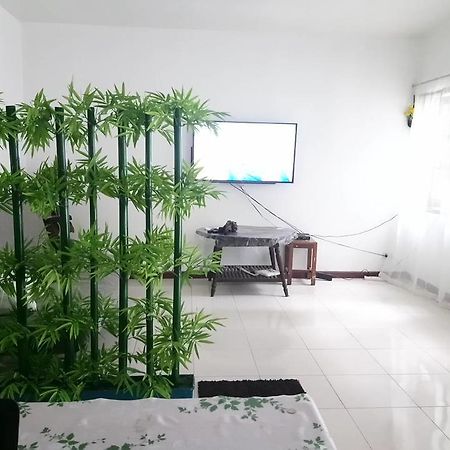 Taina'S Home Sukhumvit Bangkok Luaran gambar