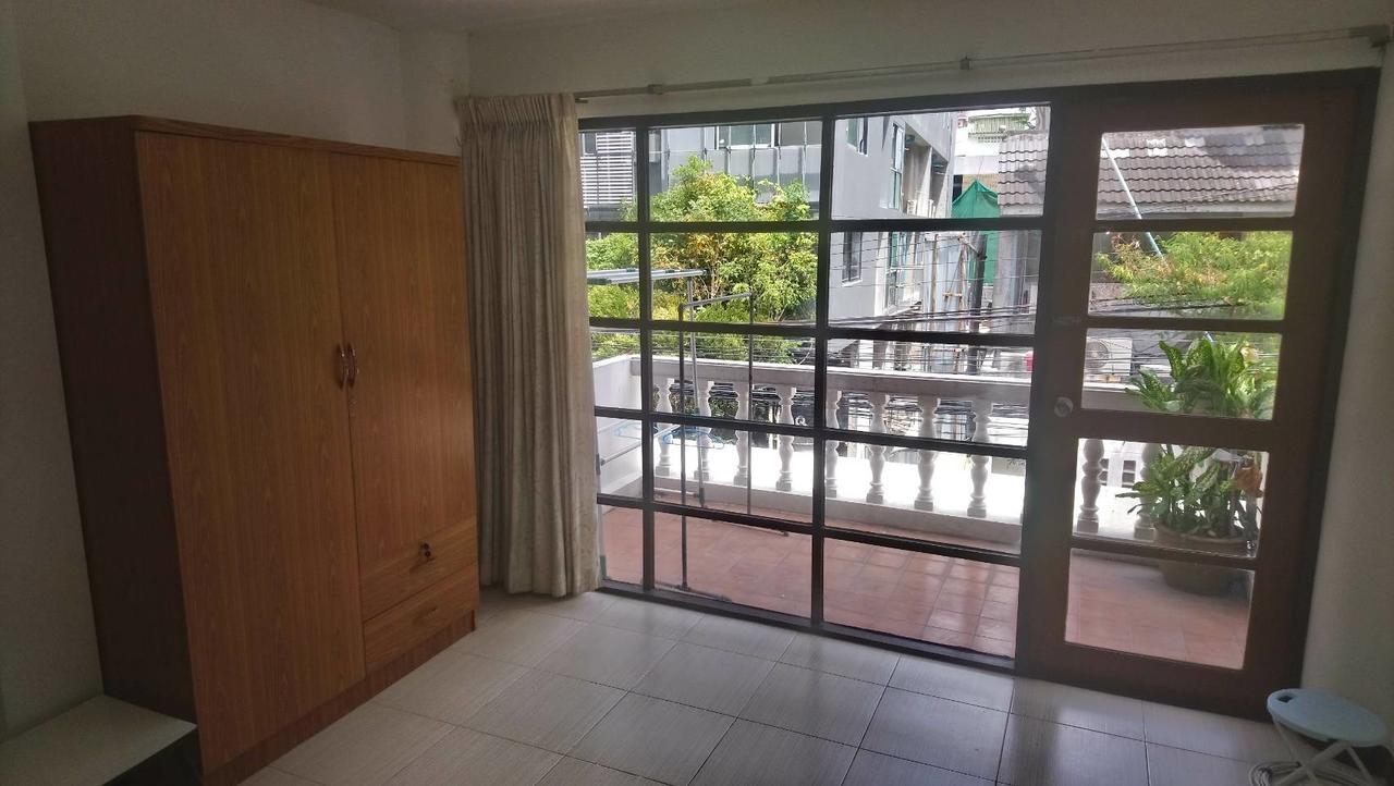 Taina'S Home Sukhumvit Bangkok Luaran gambar